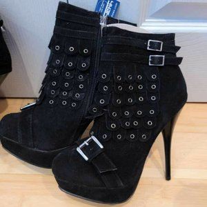 Shiekh Punk Goth Black Silver Grommet Buckle Booties High Heels